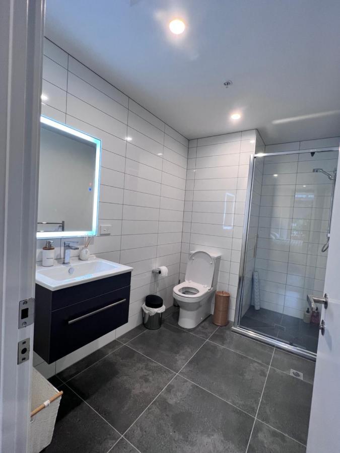 3 Bedroom Apartment In Newmarket Auckland Exterior photo