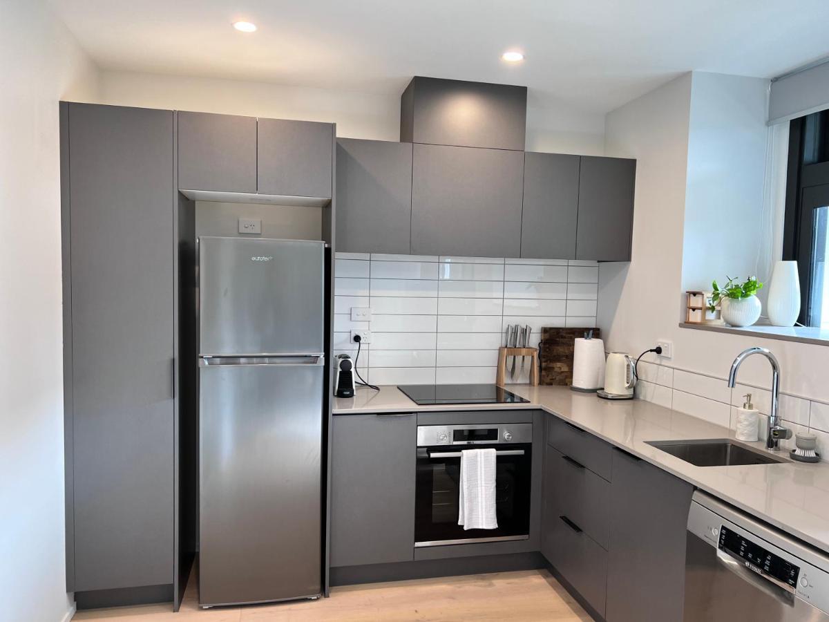 3 Bedroom Apartment In Newmarket Auckland Exterior photo
